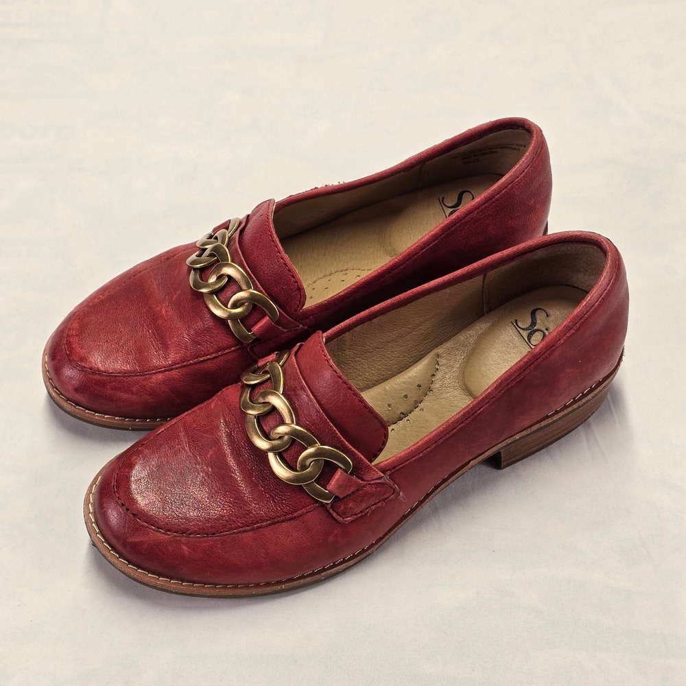 SOFFT‎ Nevara Women's Red Leather Chain Loafer Flats Shoes Size 7.5